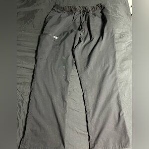 Women’s Black Scrubs